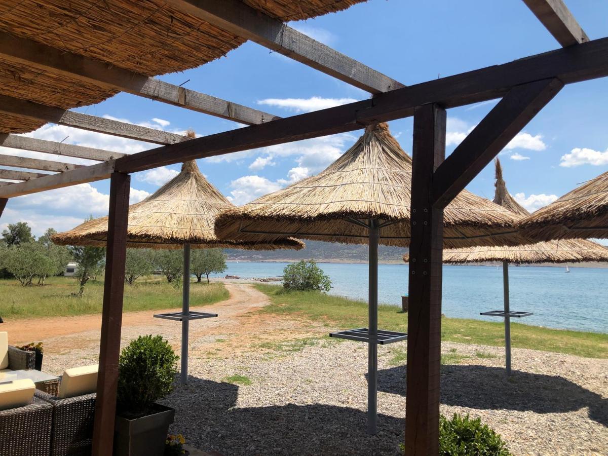 Apartamani Katarina Vl.Ilija Jusup Appartement Starigrad Paklenica Buitenkant foto